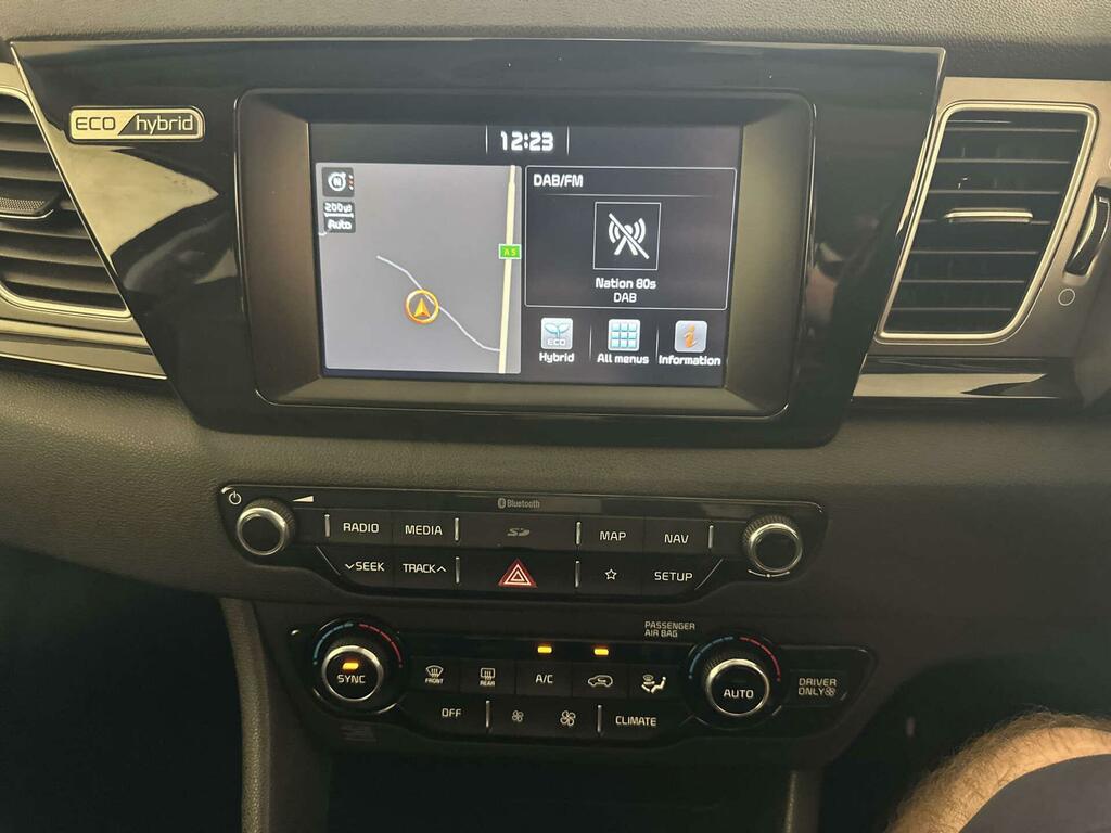 Kia Niro 1.6 Gdi Phev 3 Dct Grey #20