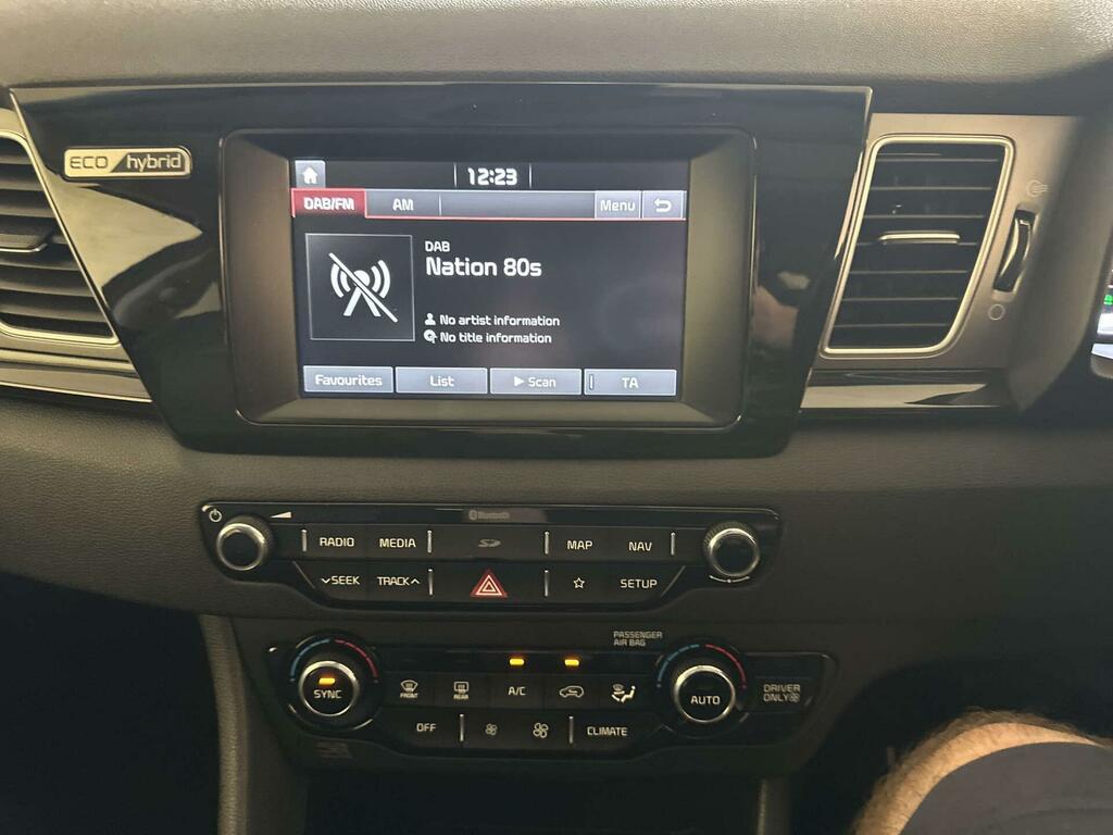 Kia Niro 1.6 Gdi Phev 3 Dct Grey #21