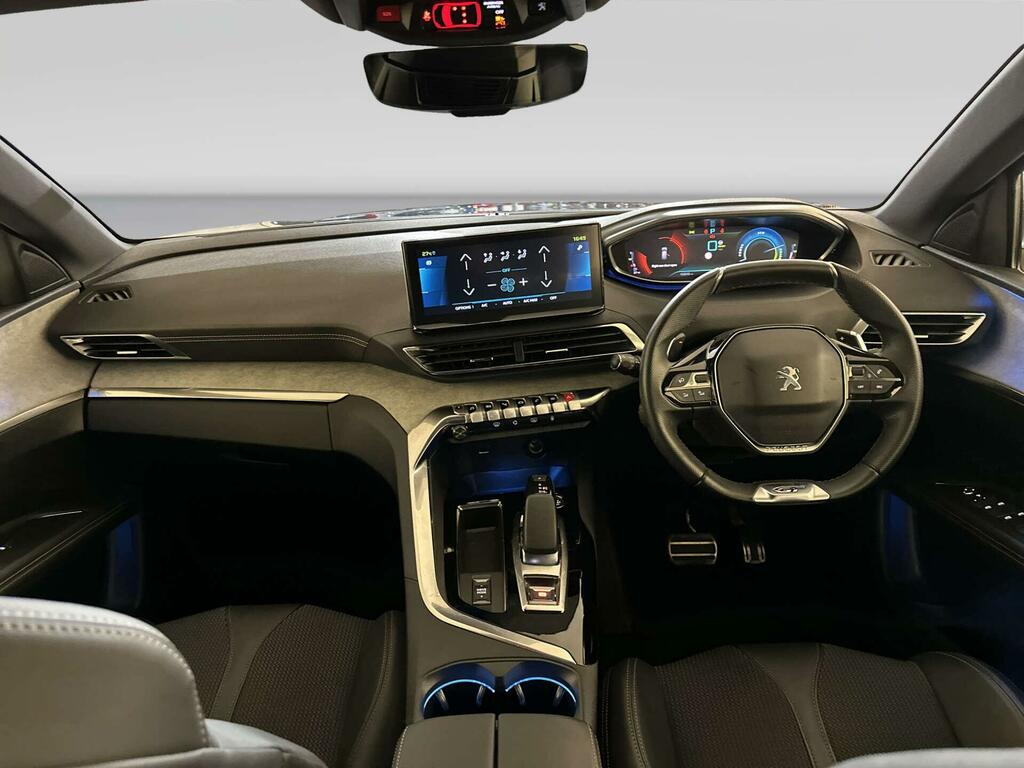 Peugeot 3008 1.6 13.2Kwh Gt Line Suv Plug-in Hybrid Black #2