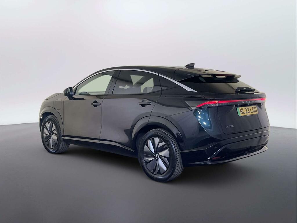 Nissan Ariya 63Kwh Advance Suv 7.4Kw Charger Green #5