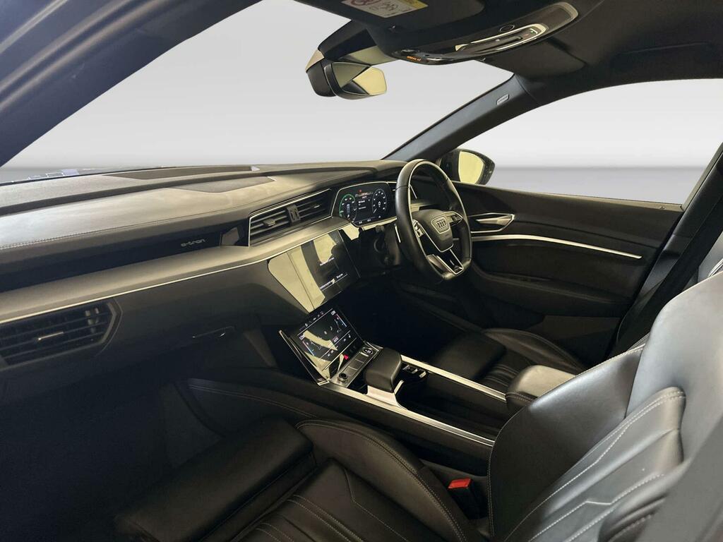 Audi E-tron 300Kw 55 Quattro 95Kwh S Line Grey #10