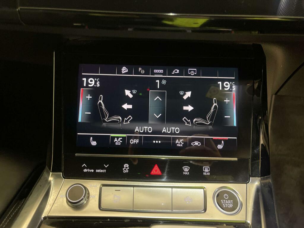 Audi E-tron 300Kw 55 Quattro 95Kwh S Line Grey #22