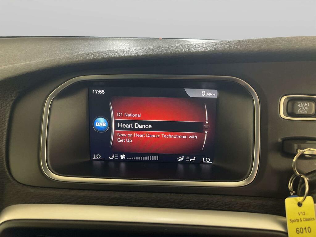 Volvo V40 Cross Country T3 150Bhp Pro - Sensus Navigation Blue #19