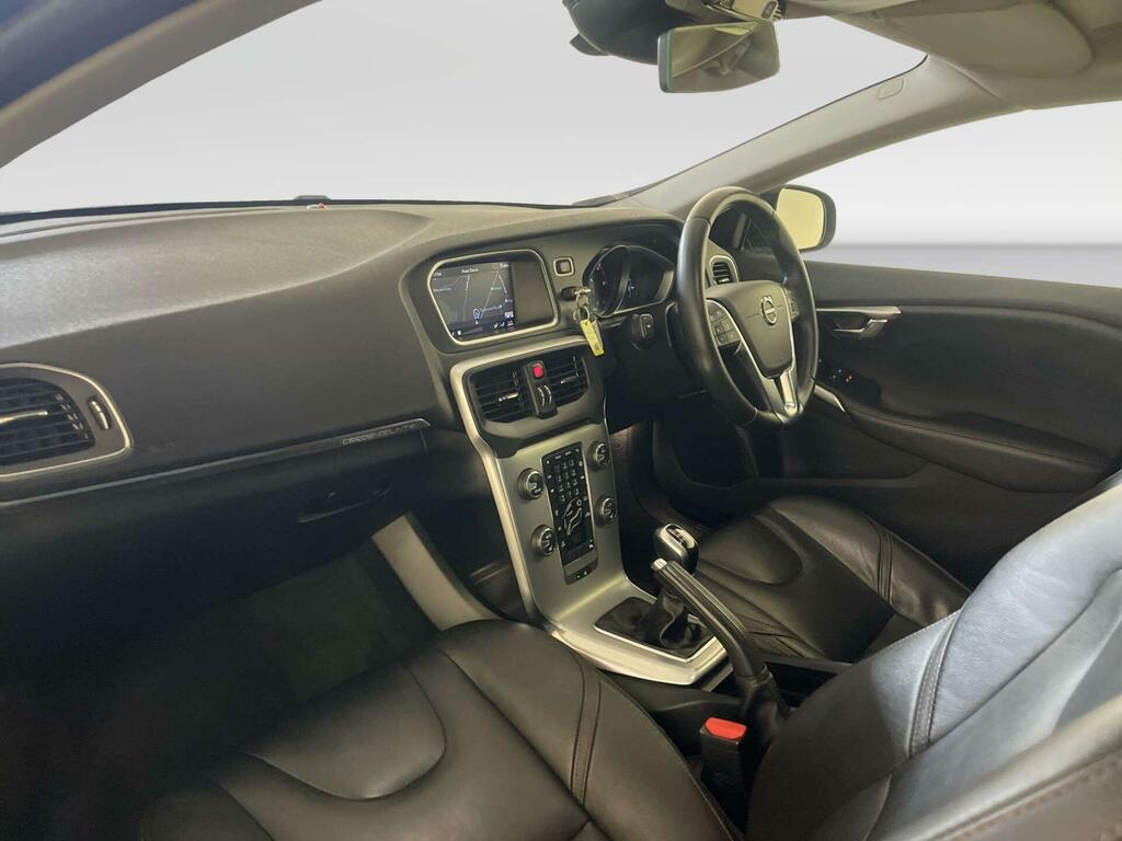 Volvo V40 Cross Country T3 150Bhp Pro - Sensus Navigation Blue #10