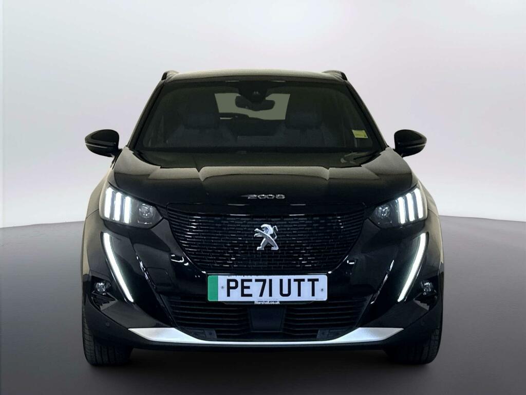 Peugeot e-2008 50Kwh Gt Suv 136 Ps Black #3
