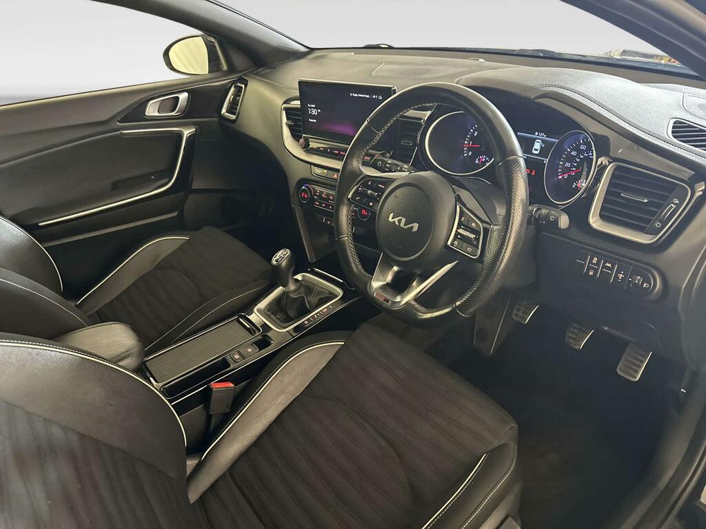 Kia Proceed 1.5 T-gdi Gt-line Shooting Brake White #15