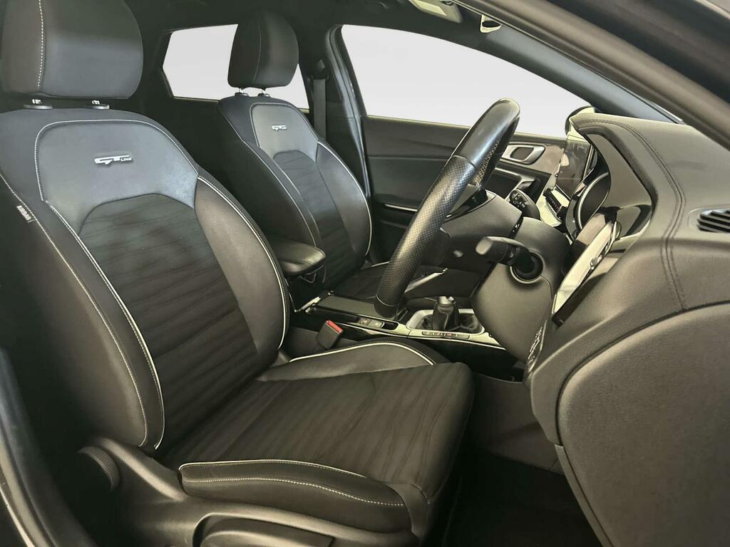 Kia Proceed 1.5 T-gdi Gt-line Shooting Brake White #11