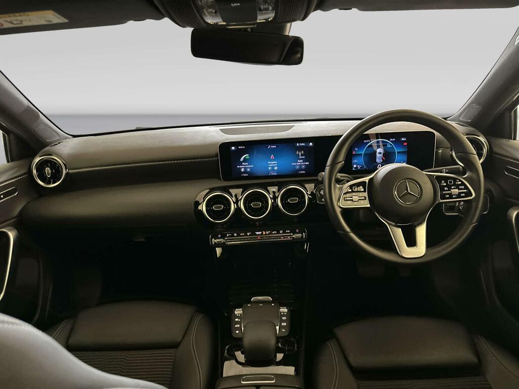 Mercedes-Benz A Class 1.5 A180d Sport Executive Hatchback 7 Silver #2