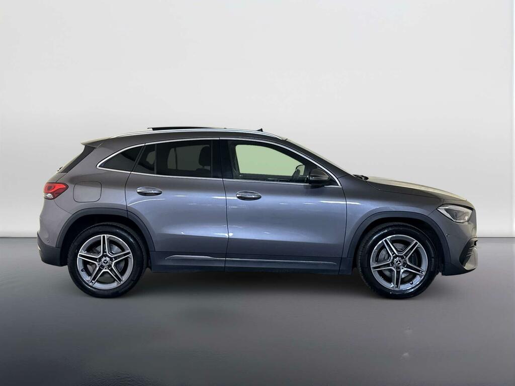 Mercedes-Benz GLA Class Gla 220D 4Matic Amg Line Premium Plus Silver #10