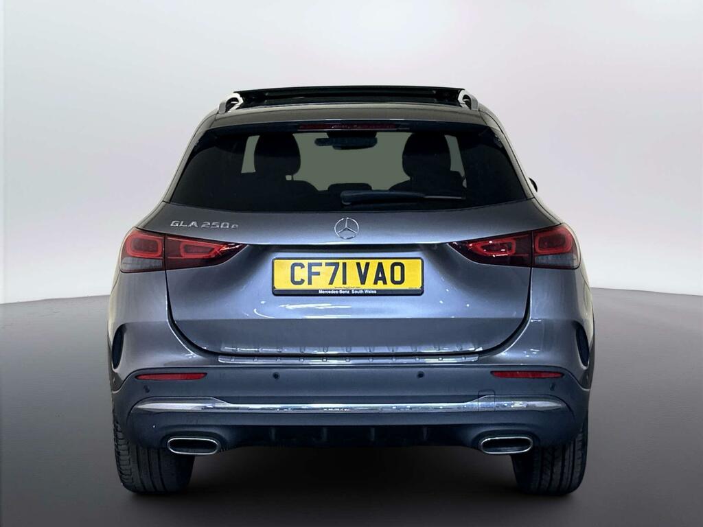 Mercedes-Benz GLA Class Gla 220D 4Matic Amg Line Premium Plus Silver #8