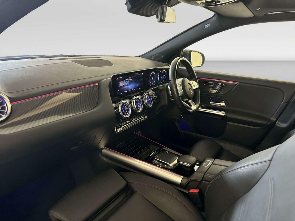 Mercedes-Benz GLA Class Gla 220D 4Matic Amg Line Premium Plus Silver #11