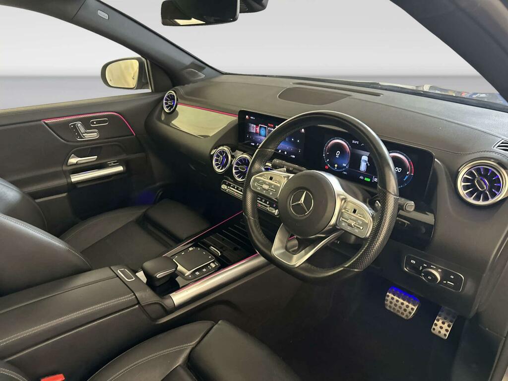Mercedes-Benz GLA Class Gla 220D 4Matic Amg Line Premium Plus Silver #16