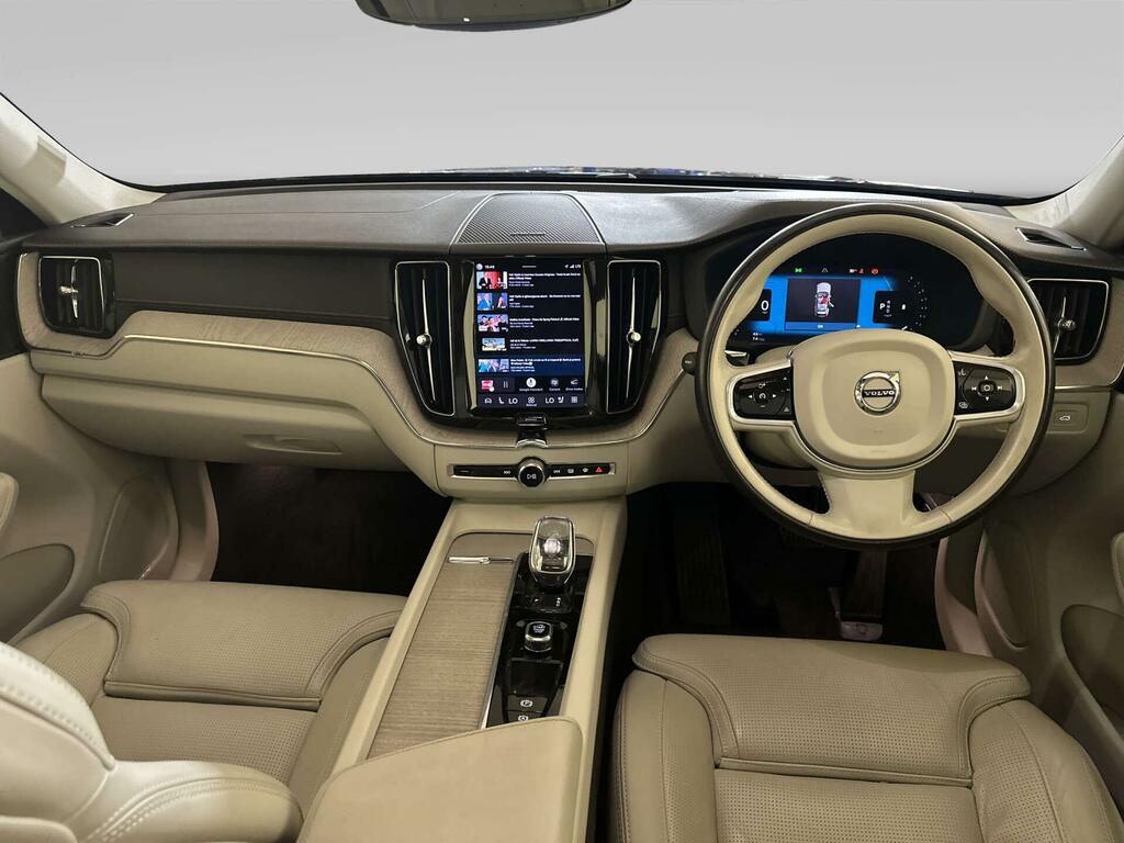 Volvo XC60 2.0 B5 Mhev Inscription Pro Suv Hybrid Black #2