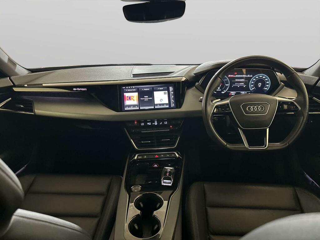 Audi E Tron GT 93.4Kwh Saloon Quattro 476 Ps Grey #2