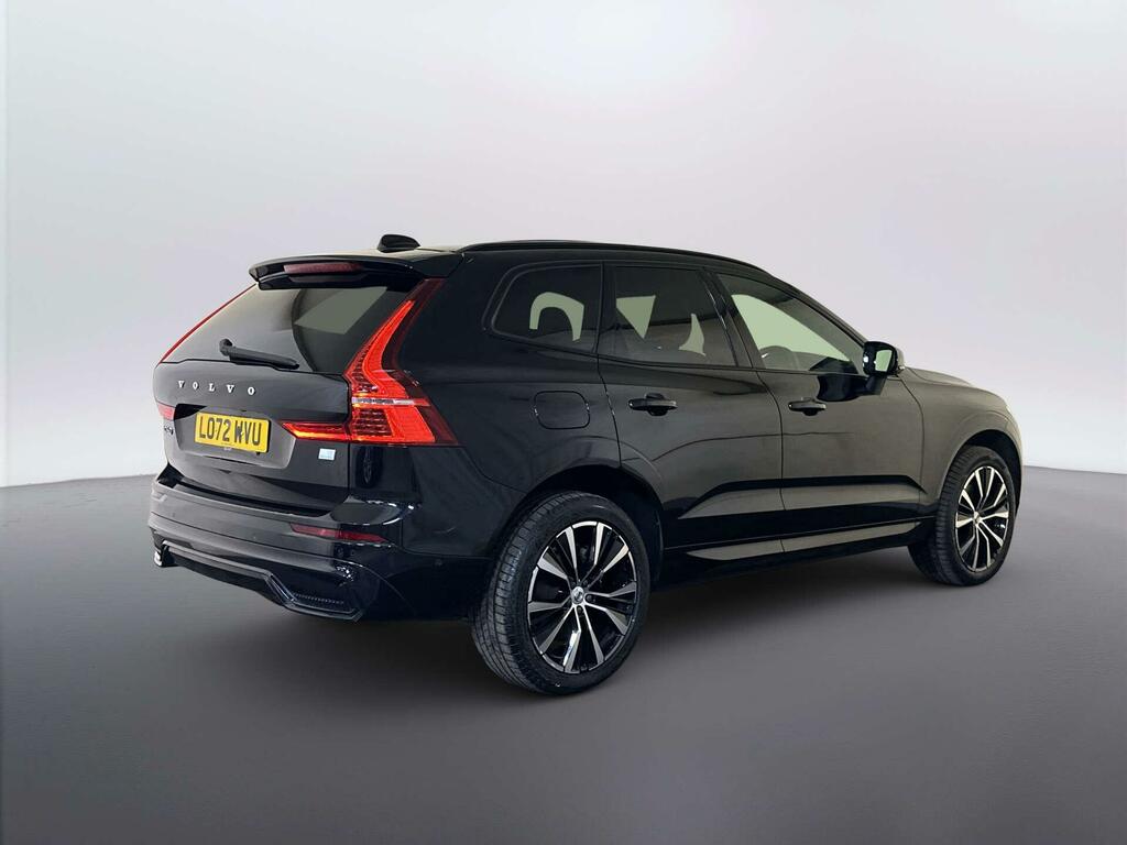 Volvo XC60 Momentum Blue #8