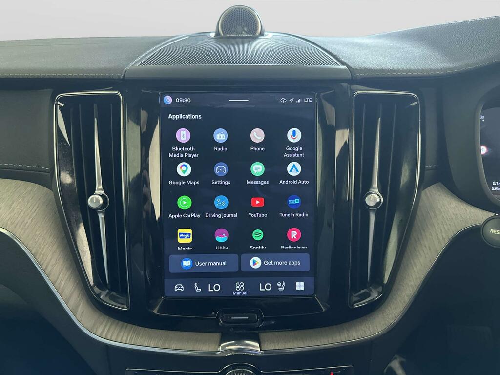 Volvo XC60 Momentum Blue #21