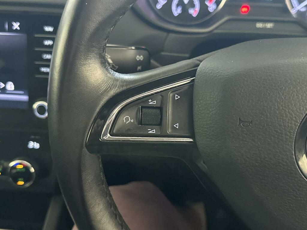Skoda Octavia 2.0 Tsi Gpf Vrs Dsg Grey #16