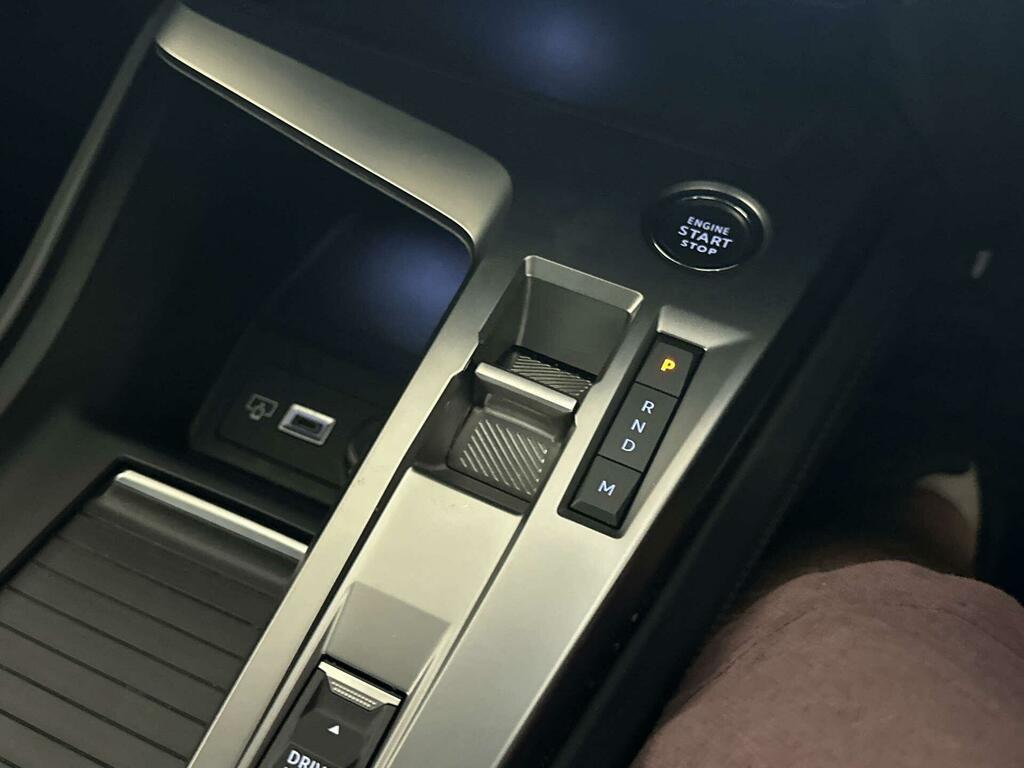 Peugeot 408 Allure Black #24