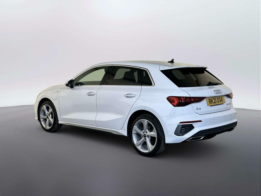 Audi A3 1.4 Tfsie 40 S Line Sportback Plug-in H White #6