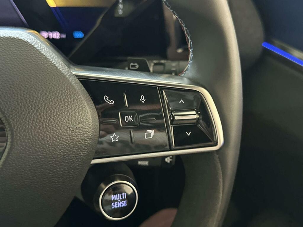 Renault Scenic 160Kw Iconic 87Kwh Long Range White #18
