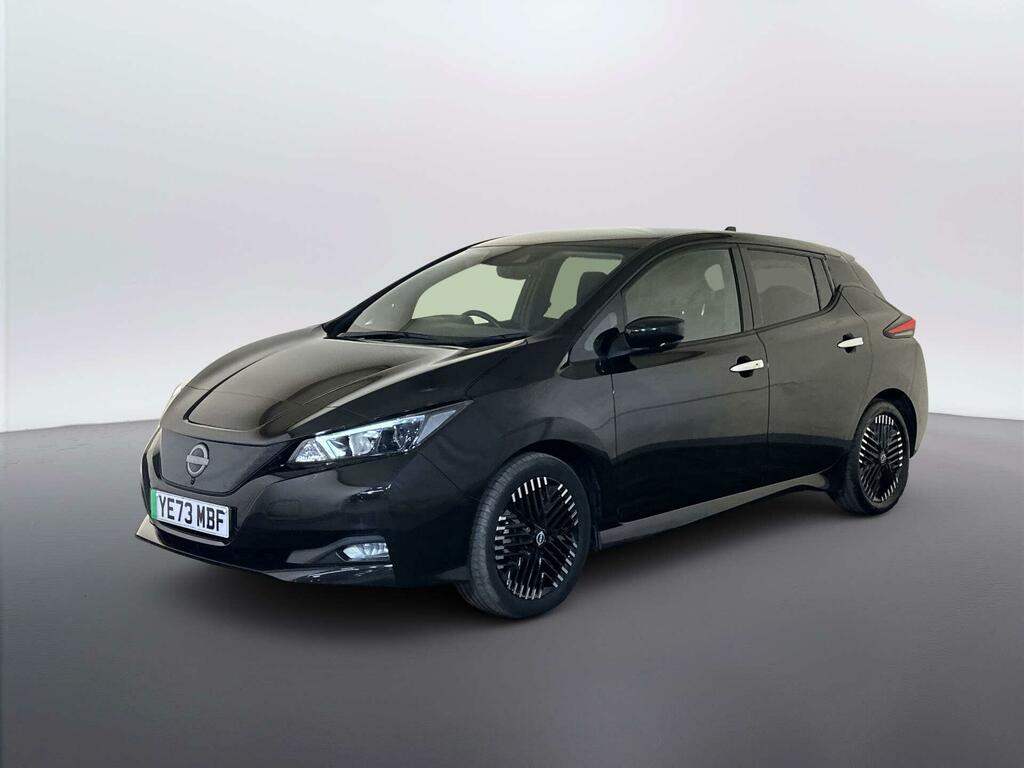 Nissan Leaf 39Kwh N-connecta Hatchback 150 Black #4
