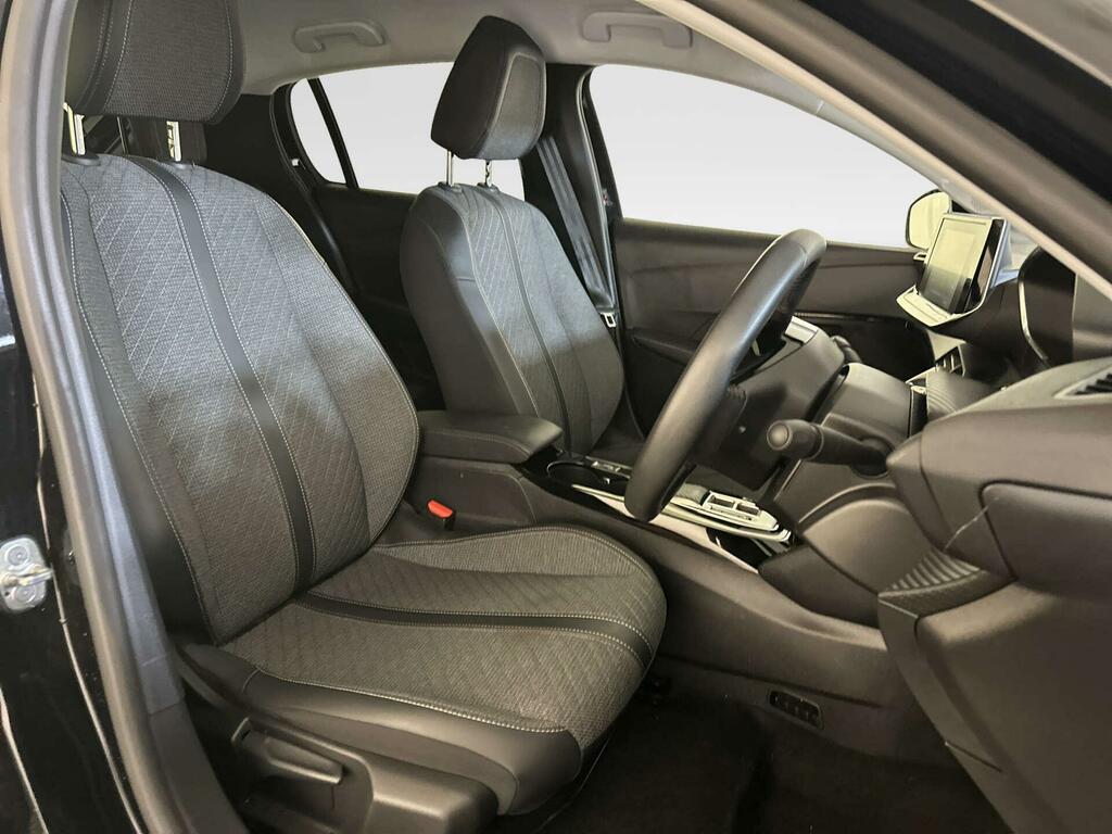 Peugeot e-208 100Kw E-style 50Kwh Red #11