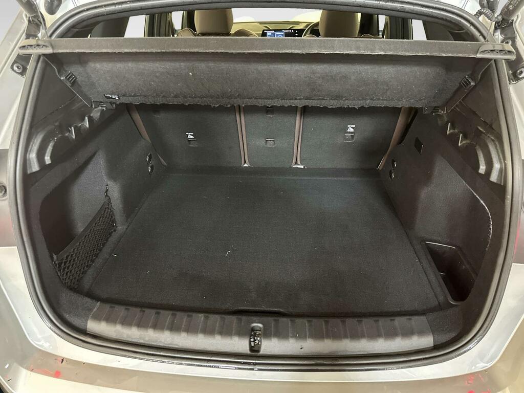 BMW iX1 30 66.5Kwh M Sport Grey #14