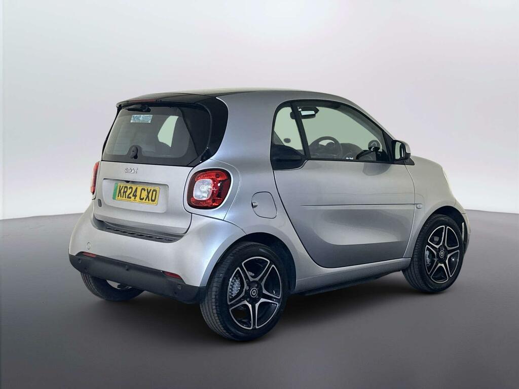 Smart Fortwo Coupe 60Kw Eq Exclusive 17Kwh 22Kwch White #8