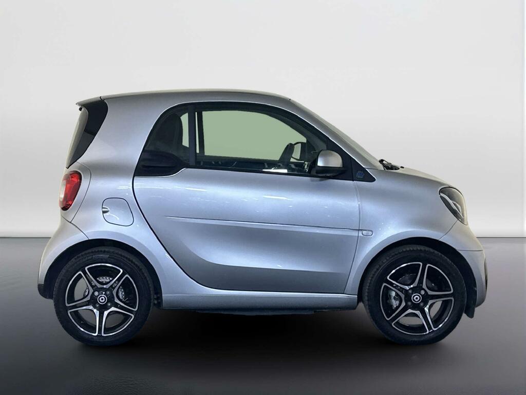 Smart Fortwo Coupe 60Kw Eq Exclusive 17Kwh 22Kwch White #9