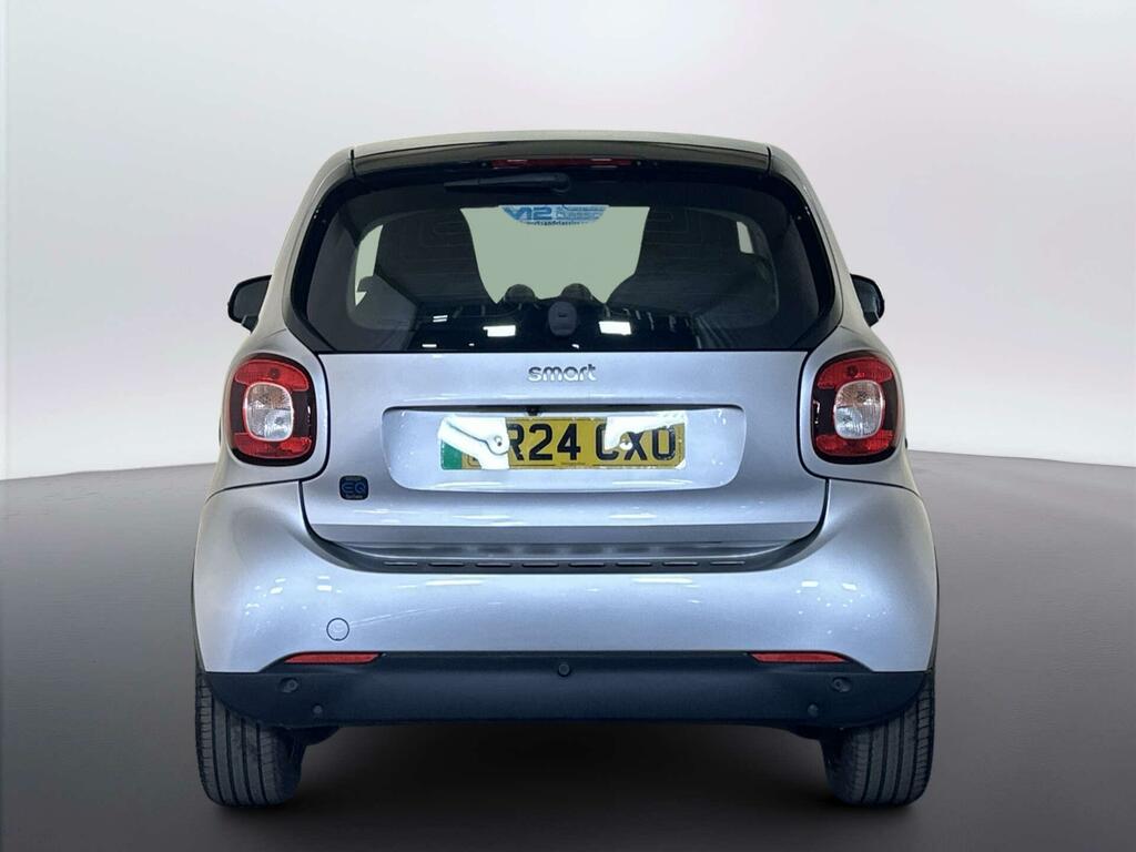 Smart Fortwo Coupe 60Kw Eq Exclusive 17Kwh 22Kwch White #7