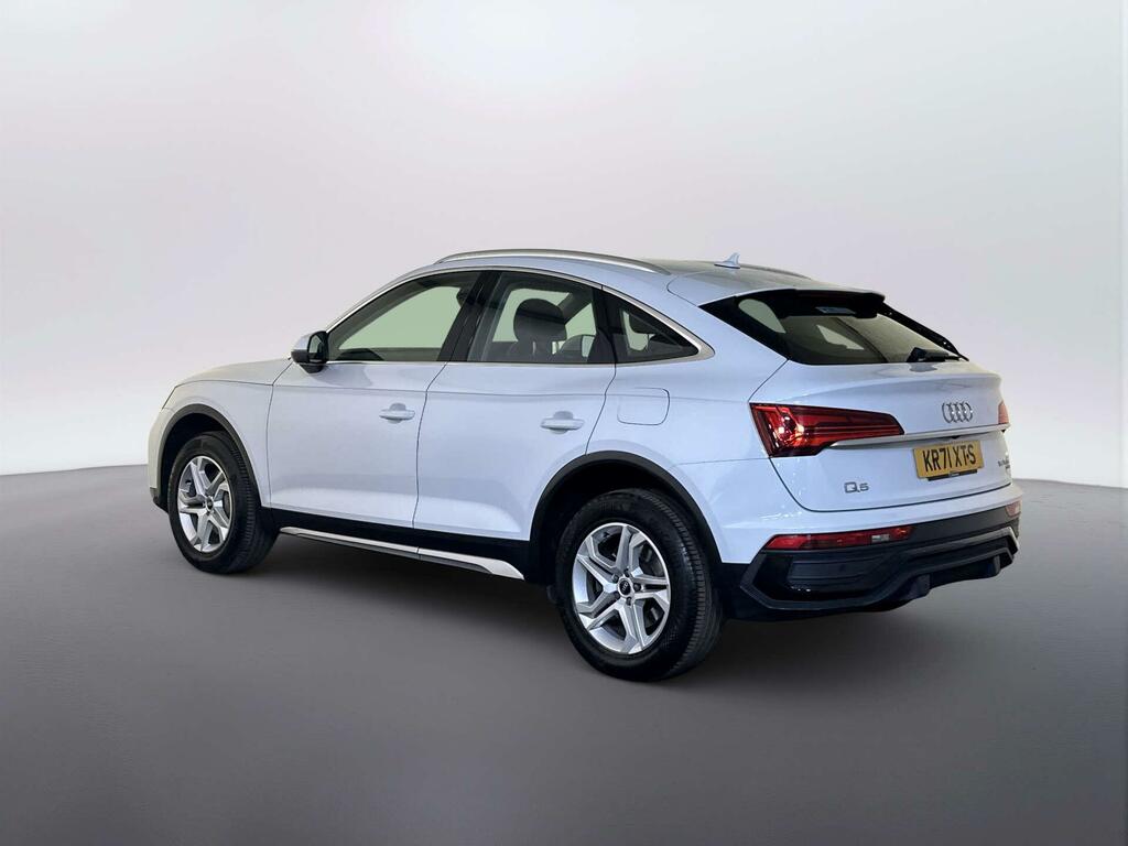 Audi Q5 2.0 Tfsie 50 Sport Sportback Plug-in Hy White #6