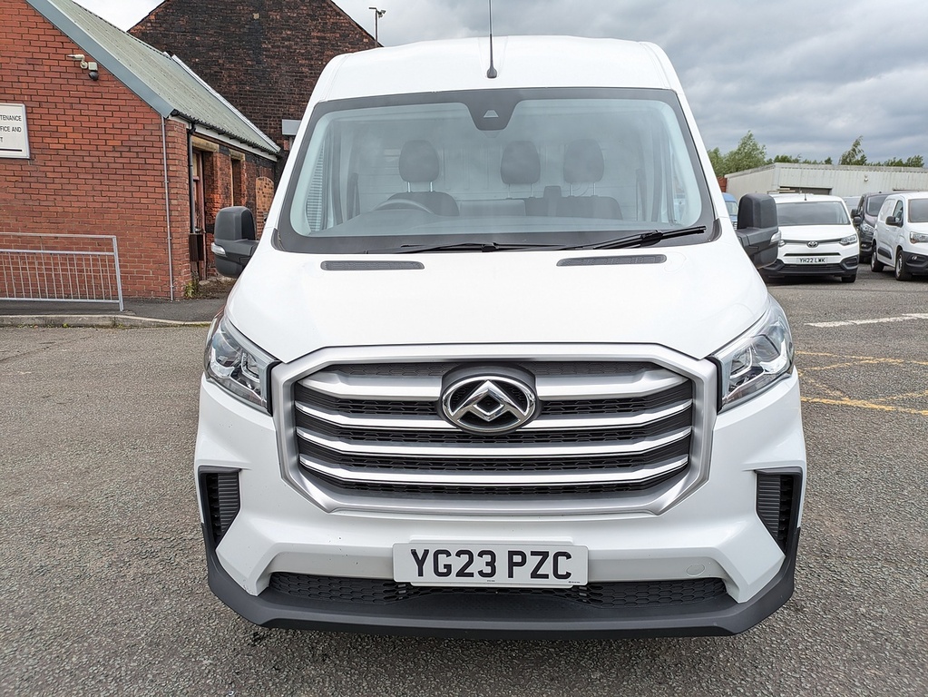 Maxus Deliver 9 D20 White #2