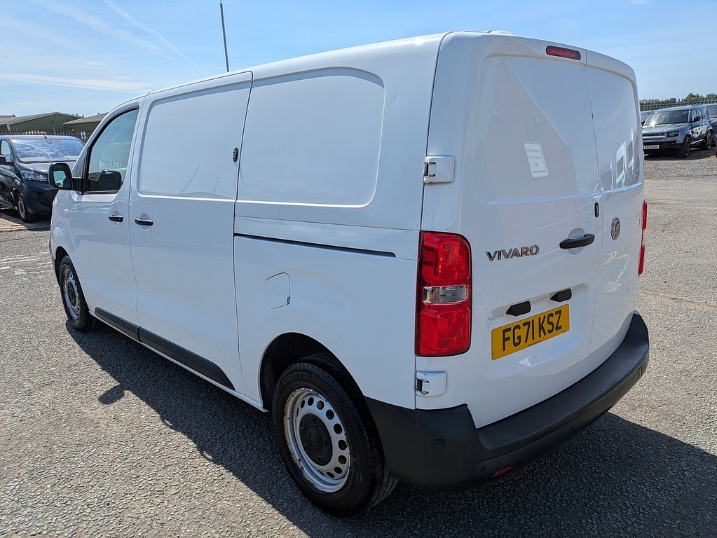 Vauxhall Vivaro Turbo D 2900 Dynamic FG71KSZ White #5