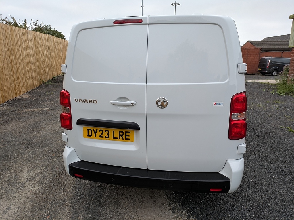 Vauxhall Vivaro Turbo D 2900 Pro White #6