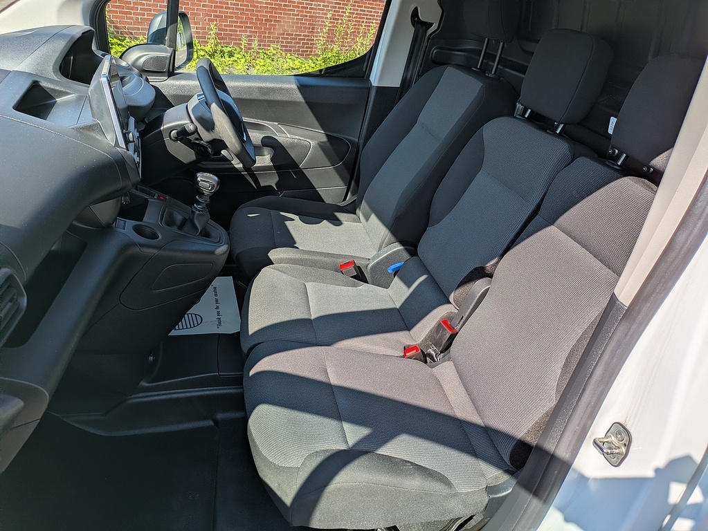 Peugeot Partner Peugeot Partner 1.5 Bluehdi 1000 Professional Prem White #16