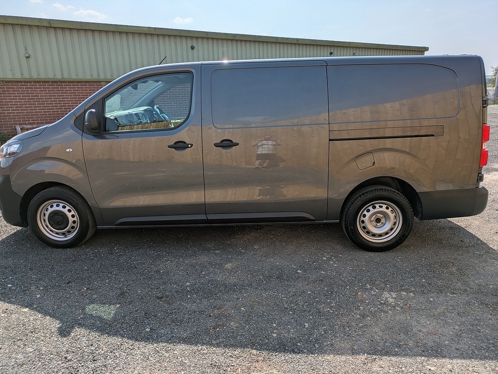 Vauxhall Vivaro Turbo D 3100 Dynamic Grey #4