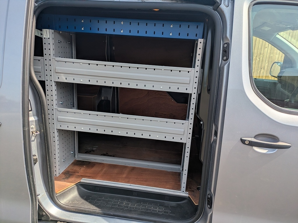 Vauxhall Vivaro Mpv White #19