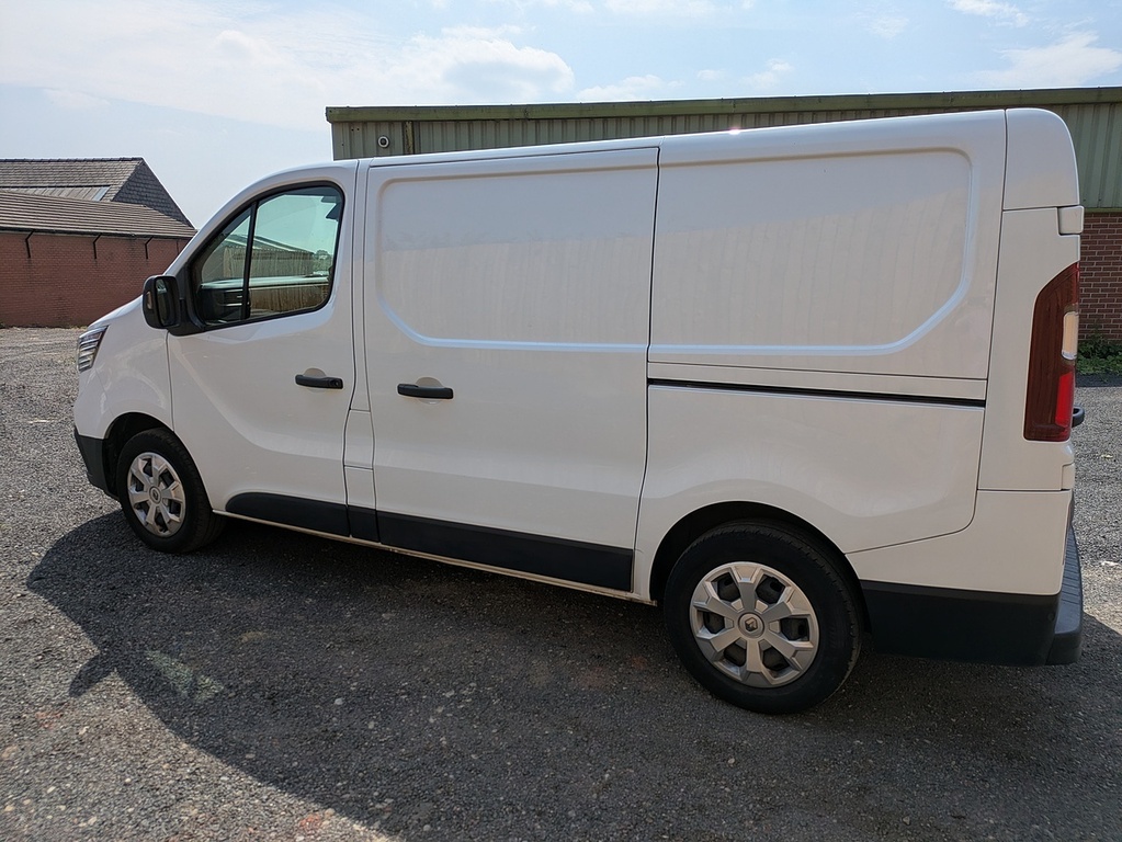 Renault Trafic Dci Blue Sl28 Business White #4