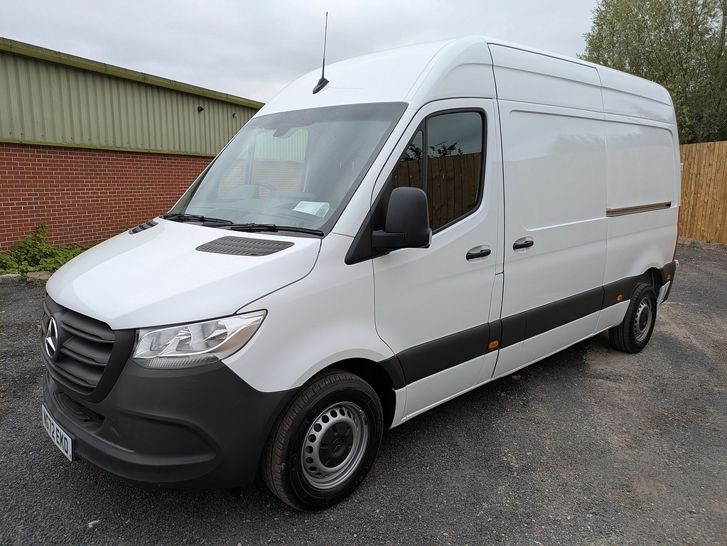 Mercedes-Benz Sprinter 315 Cdi Progressive White #3