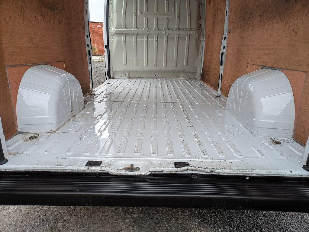 Vauxhall Movano White #25