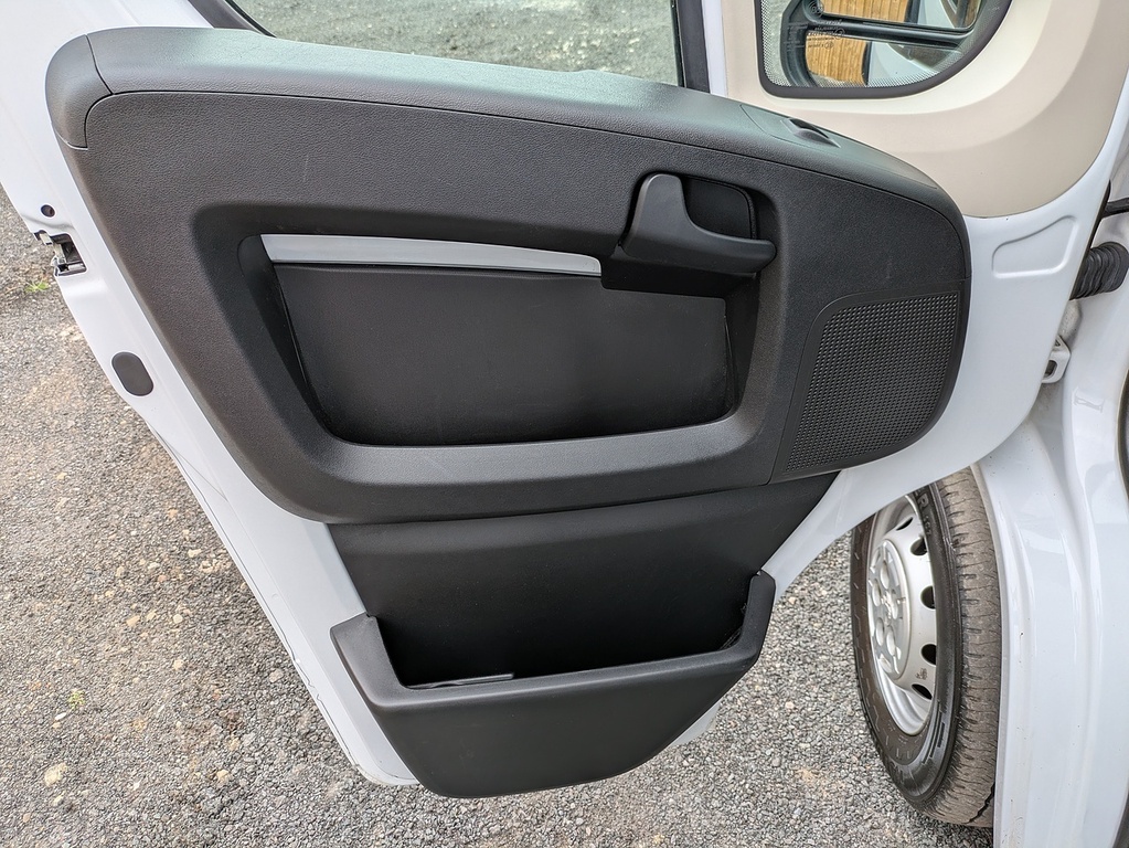 Vauxhall Movano White #21