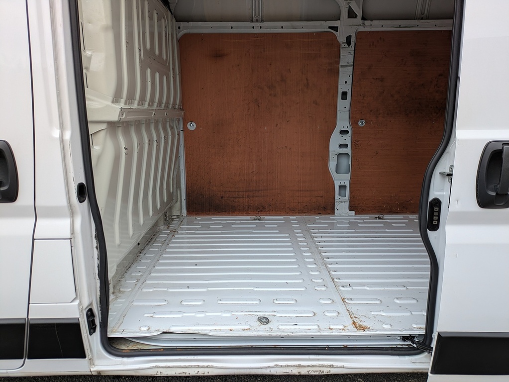 Vauxhall Movano White #23