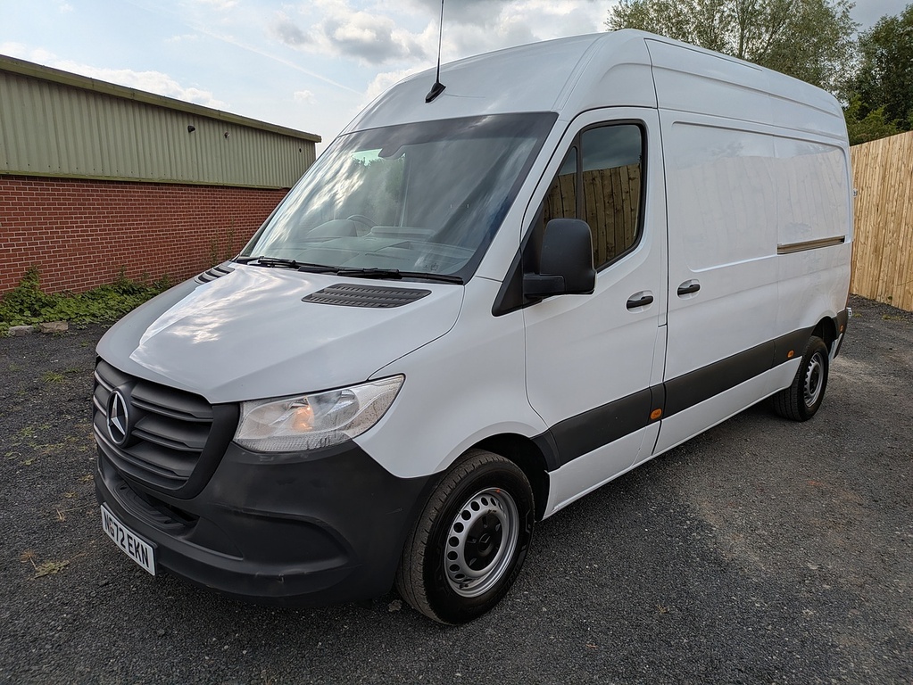 Mercedes-Benz Sprinter 315 Cdi Progressive White #3