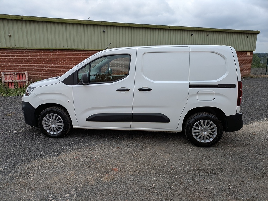 Citroen Berlingo Bluehdi 650 Enterprise M White #4