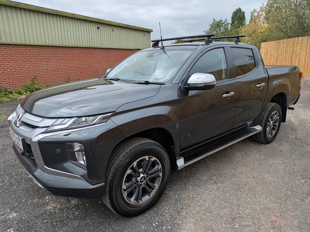 Mitsubishi L200 Di-d Dc Barbarian X Grey #3