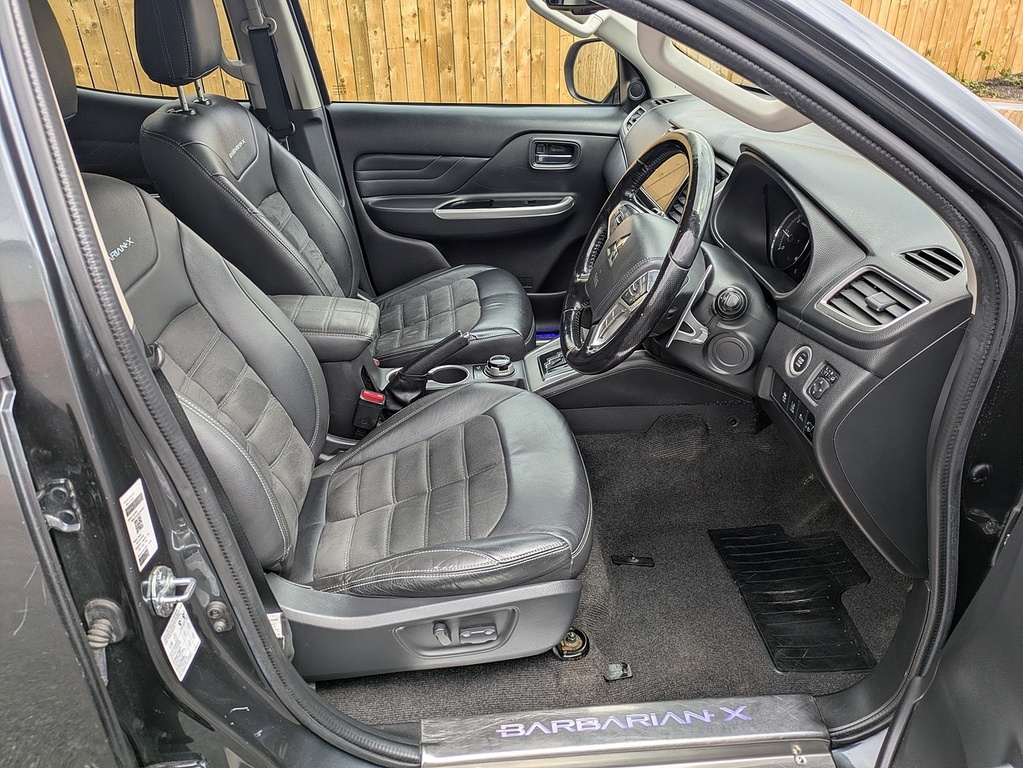 Mitsubishi L200 2.2L Dc Barbarian Blue #9