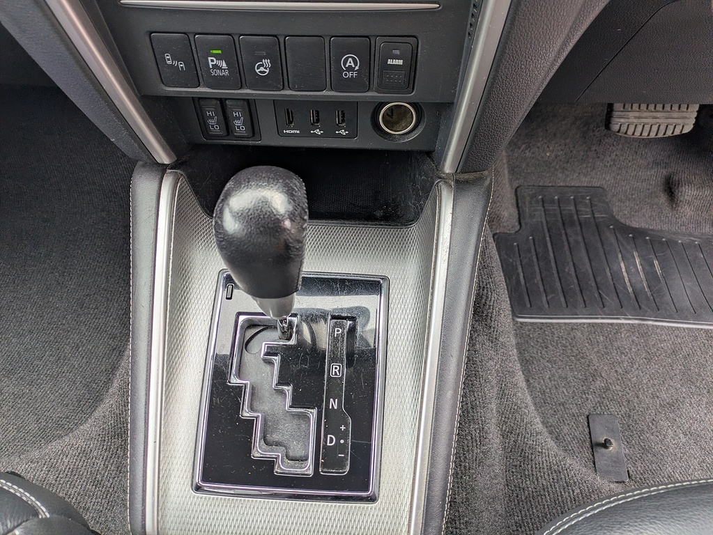Mitsubishi L200 2.2L Dc Barbarian Blue #13