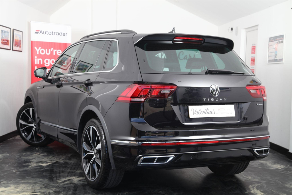 Volkswagen Tiguan 2.0 Tdi R-line Dsg Euro 6 Ss Black #5