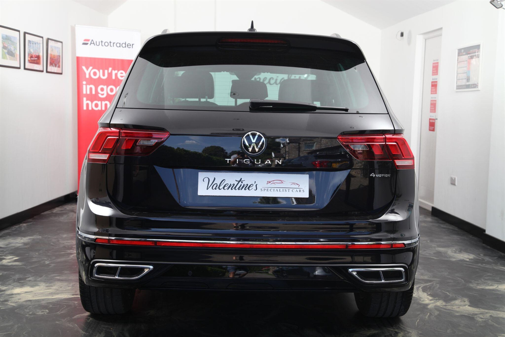 Volkswagen Tiguan 2.0 Tdi R-line Dsg Euro 6 Ss Black #6