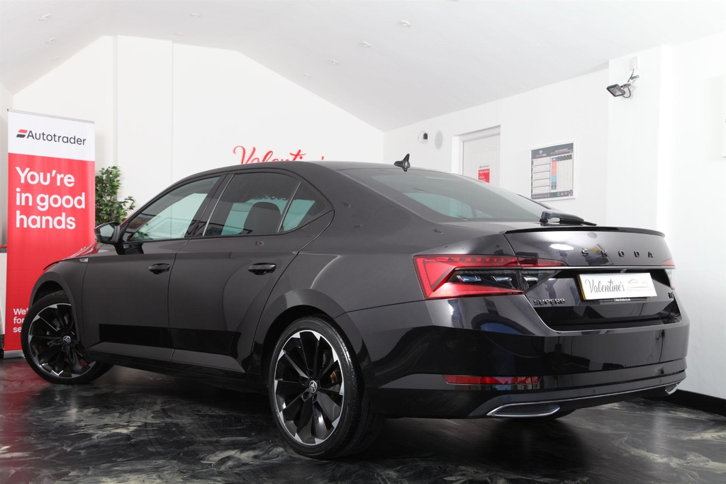 Skoda Superb 1.4 Tsi Iv 13Kwh Sportline Plus Dsg Euro 6 Ss 5 Black #4